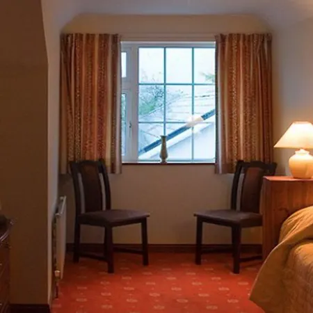 Salmon Leap Farm Hotel